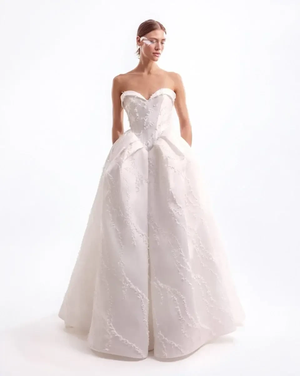 Model wearing Gemy Maalouf wedding gown