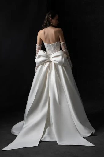 Allure Couture Style #C774 #10 Pearl Ivory thumbnail