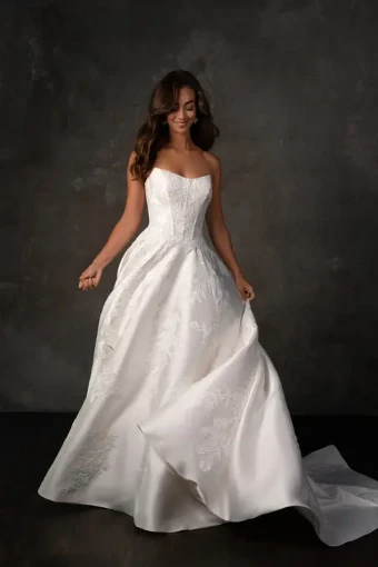Essense of Australia Style #D4407 #7 default Ivory thumbnail