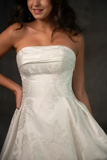 Essense of Australia Style #D4304 #9 Ivory thumbnail