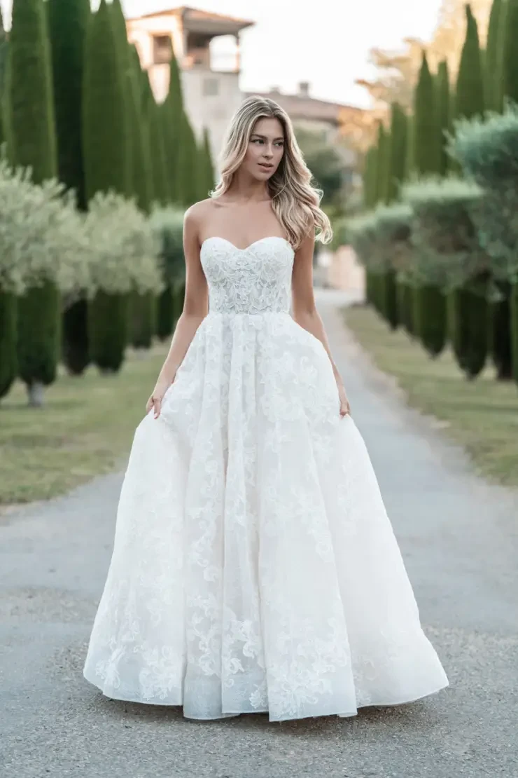 Allure Bridals Style #A1314 Default Thumbnail Image