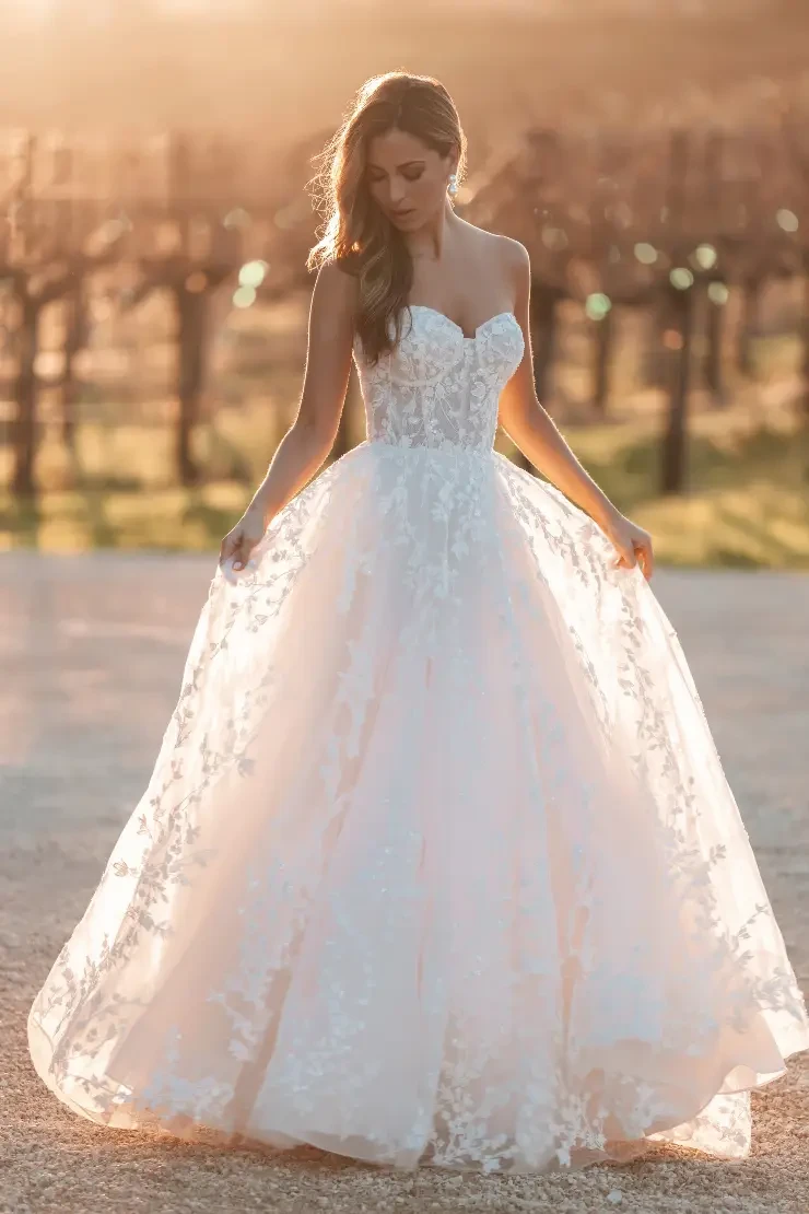 Allure Bridals Style #A1252 Default Thumbnail Image