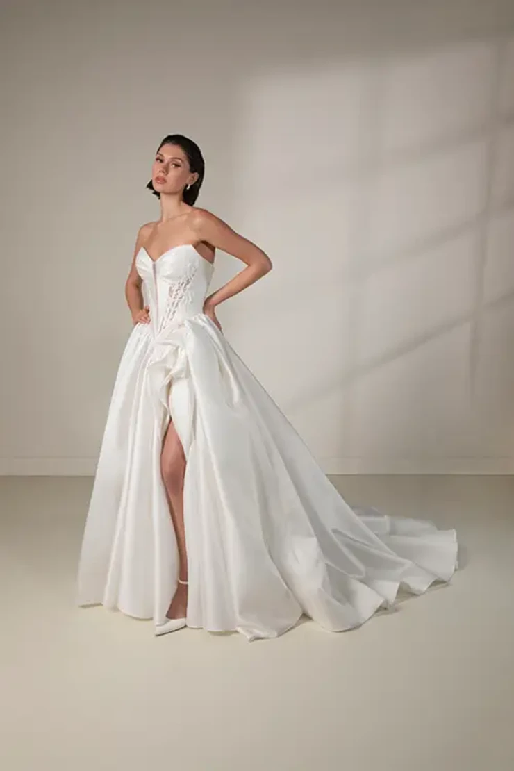 Martina Liana Luxe Style #LE1420 Default Thumbnail Image