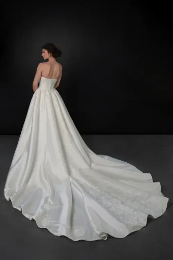 Martina Liana Style #ML1942 #9 Silk Ivory thumbnail