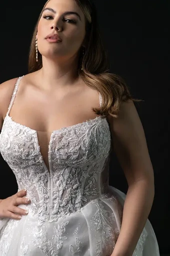 Martina Liana Style #ML1833 #9 default Antique Ivory/Porcelain thumbnail