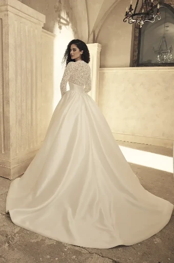 Paloma Blanca Style #P5154 #5 Diamond thumbnail
