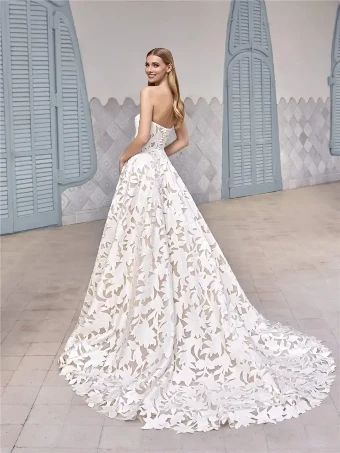 Pronovias Style #BEATRIU #6 default Off White/Almond thumbnail