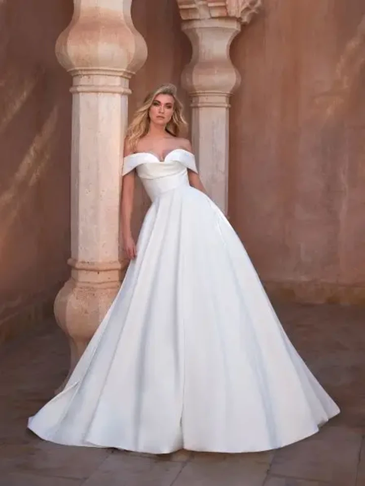 Pronovias Style #Athos Default Thumbnail Image