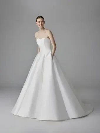 Pronovias Style #Cammi #0 default Off White thumbnail