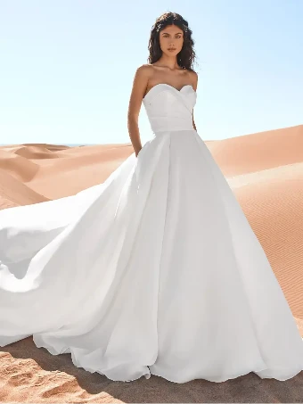 Pronovias Style #Geiranger #0 default Off White thumbnail