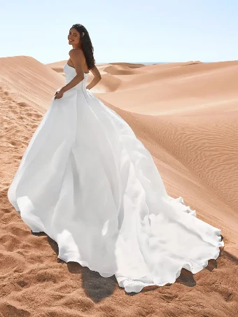 Pronovias Style #Geiranger #6 default Off White thumbnail