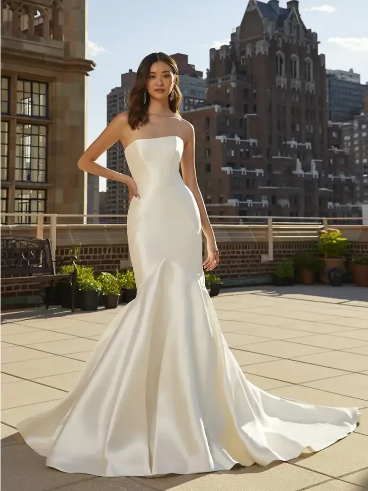 Pronovias Style #Oberon Default Thumbnail Image