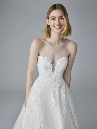 Pronovias Style #Remi #4 Off White thumbnail