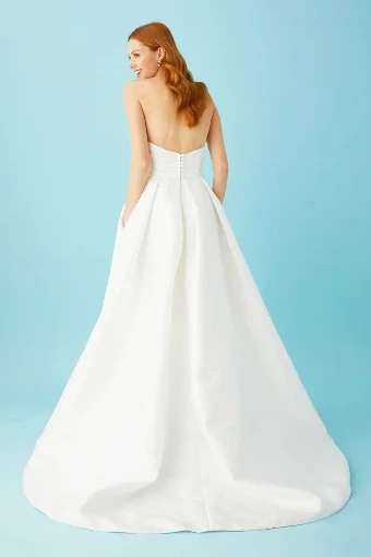 Lea-Ann Belter Style #Liliana #4 Off White thumbnail