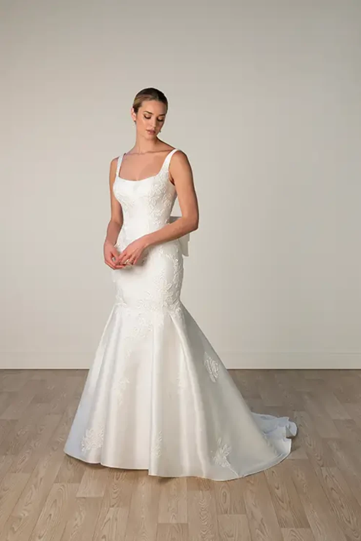 Stella York Style #8047 Default Thumbnail Image