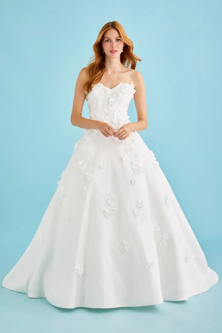 Lea-Ann Belter Style #Mirabelle Default Thumbnail Image