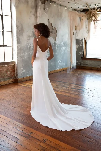 All Who Wander Style #JULES #1 default (IV-PL) Ivory Gown w Porcelain Tulle Side Plunge thumbnail