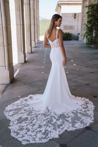 Allure Bridals Style #A1101 #1 IV/Champ/Nude thumbnail