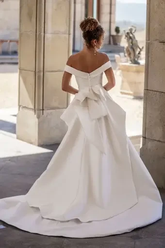 Allure Bridals Style #A1113 #3 default IV/NUDE thumbnail