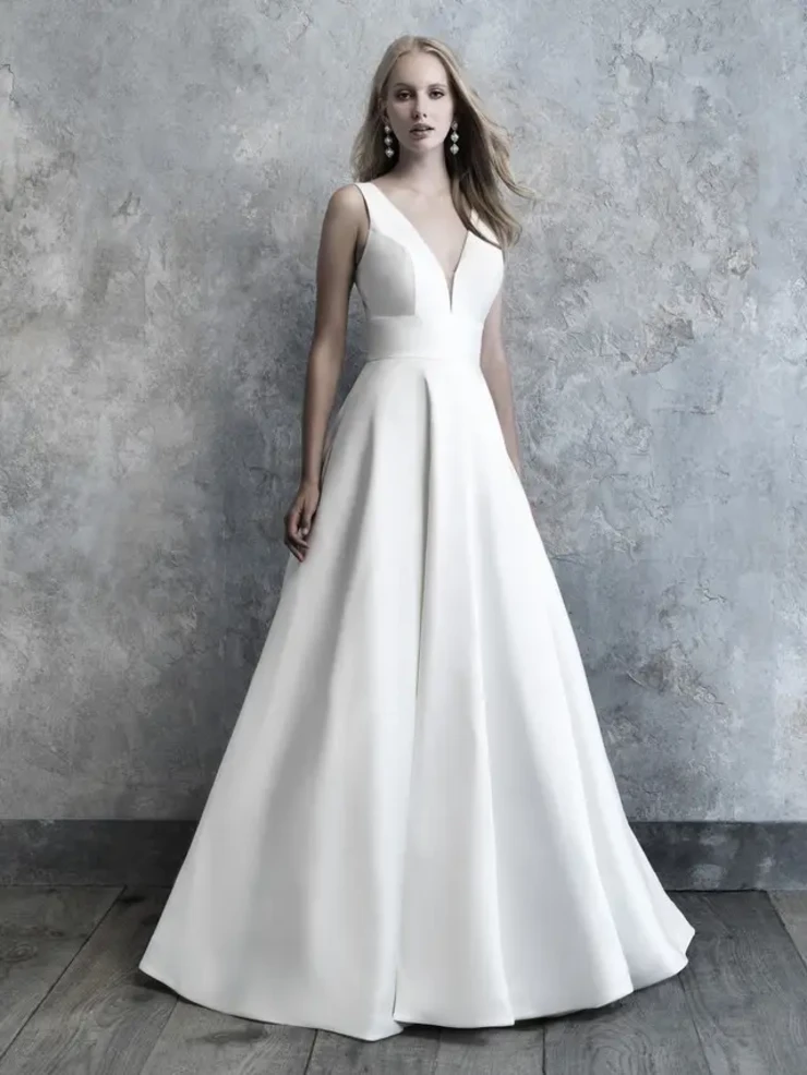 Allure Bridals Style #MJ501 Default Thumbnail Image