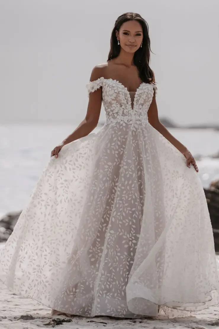 Allure Couture Style #C639 Default Thumbnail Image