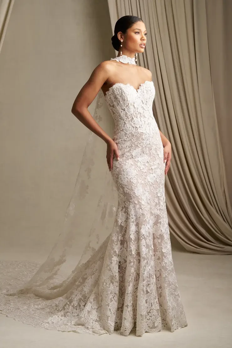 Allure Couture Style #C808L Default Thumbnail Image