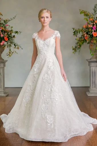 Lea-Ann Belter Style #JUDITH #0 default Off White/Champagne thumbnail