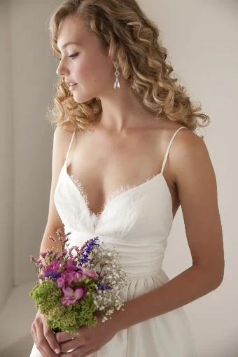 Lea-Ann Belter Style #LOVELY #1 default Off White thumbnail