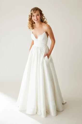 Lea-Ann Belter Style #LOVELY #0 default Off White thumbnail