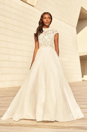 Paloma Blanca Style #4978 #0 default Natural thumbnail