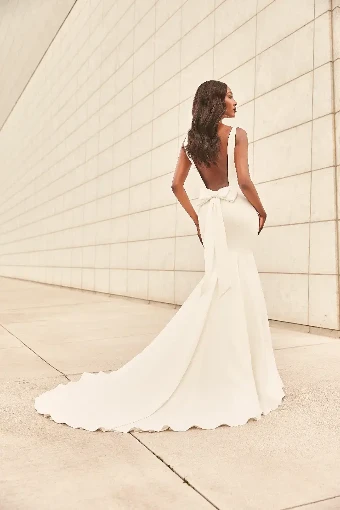Paloma Blanca Style #4980 #1 Natural thumbnail