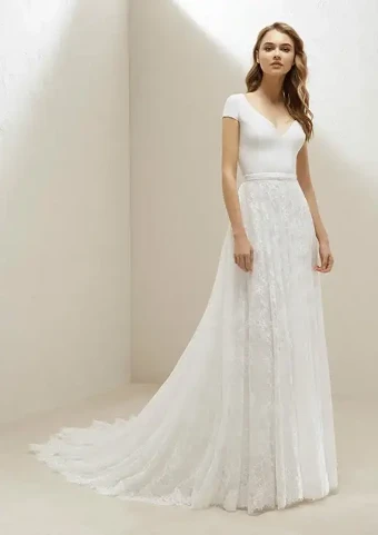 Pronovias Style #Xena #0 default Off White/Nude thumbnail