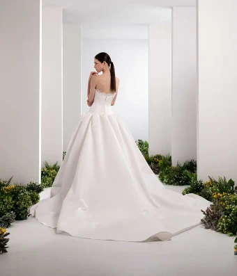 Valentini Style #LINA #2 default Silk White Faille thumbnail